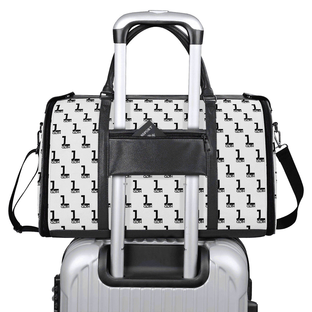 Schwarzer JL-Weekender am Koffer gehangen, perfekt für die Reise