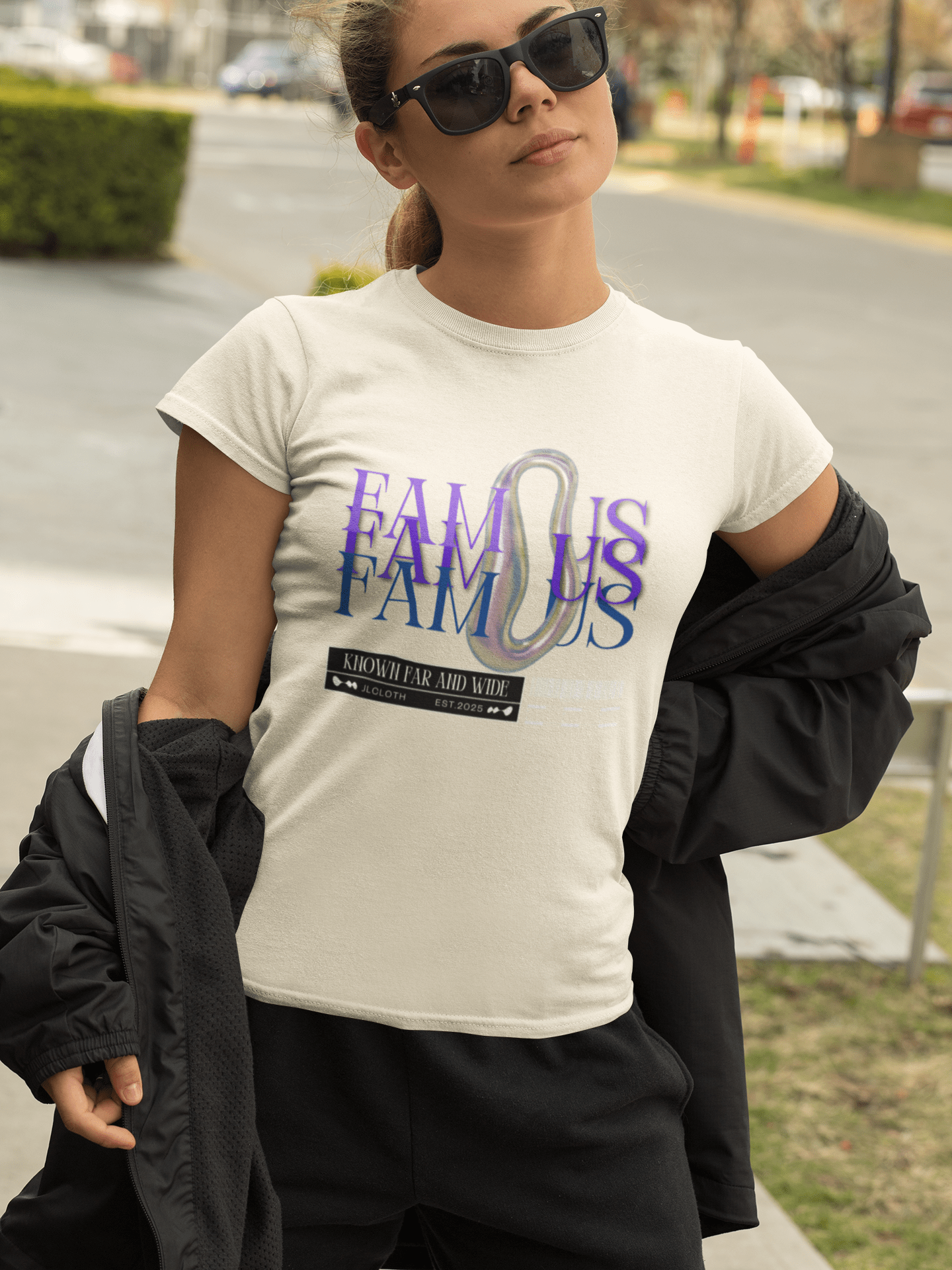 ,,Famous'' - Shirt Women - JLclothT-Shirt